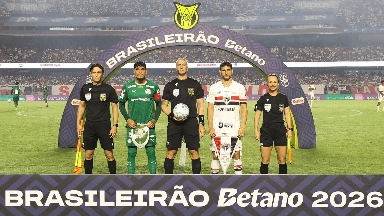 Arbitragem de Anderson Daronco São Paulo 0x1 Palmeiras 3VV